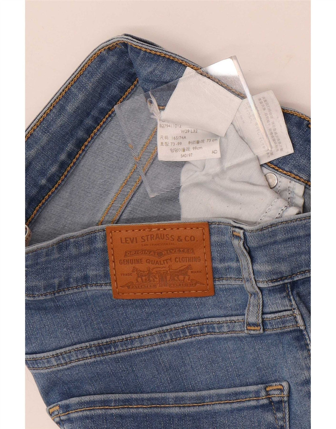 Damskie jeansy Levi's 725 z wysokim stanem Bootcut W29 L32 niebieskie
