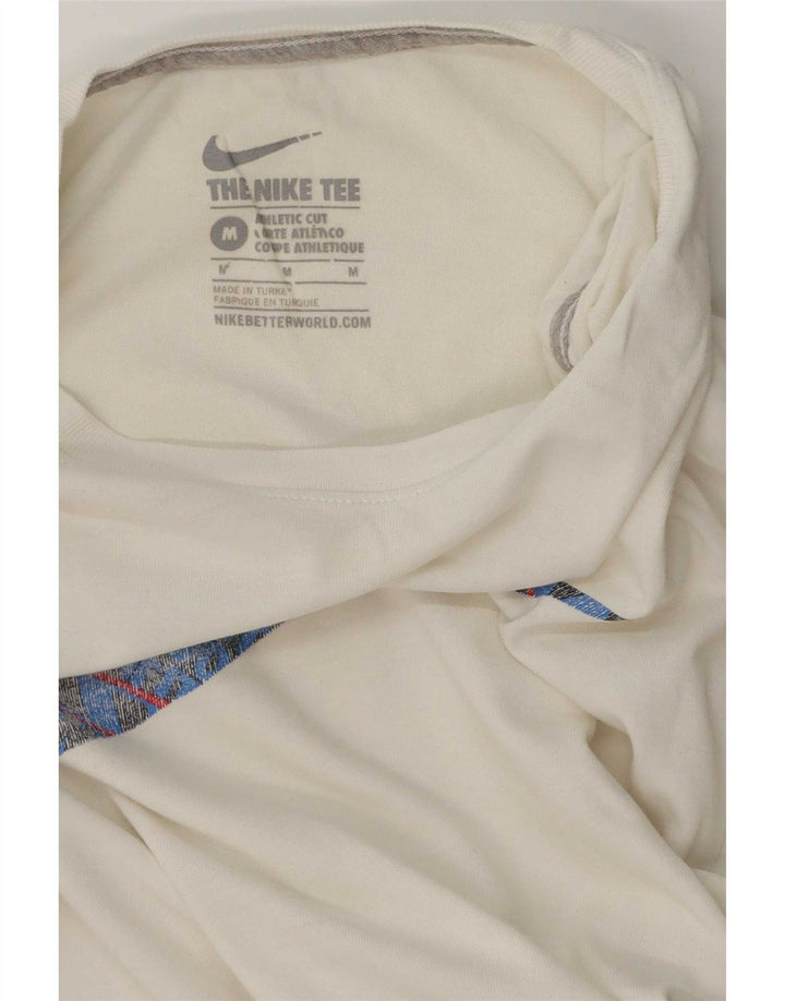 Męski T-shirt Nike Athletic Cut Graphic Top, średni biały