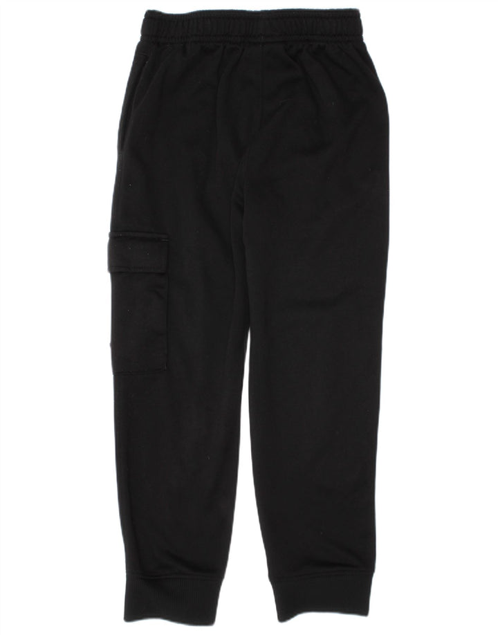 Chłopięce spodnie dresowe Under Armour Cargo Joggers 4-5 lat, czarne