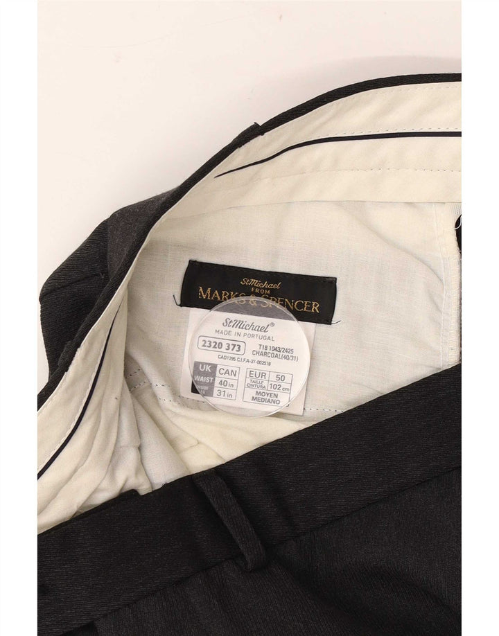 Marks & Spencer Męskie proste spodnie garniturowe W40 L28 Szary poliester