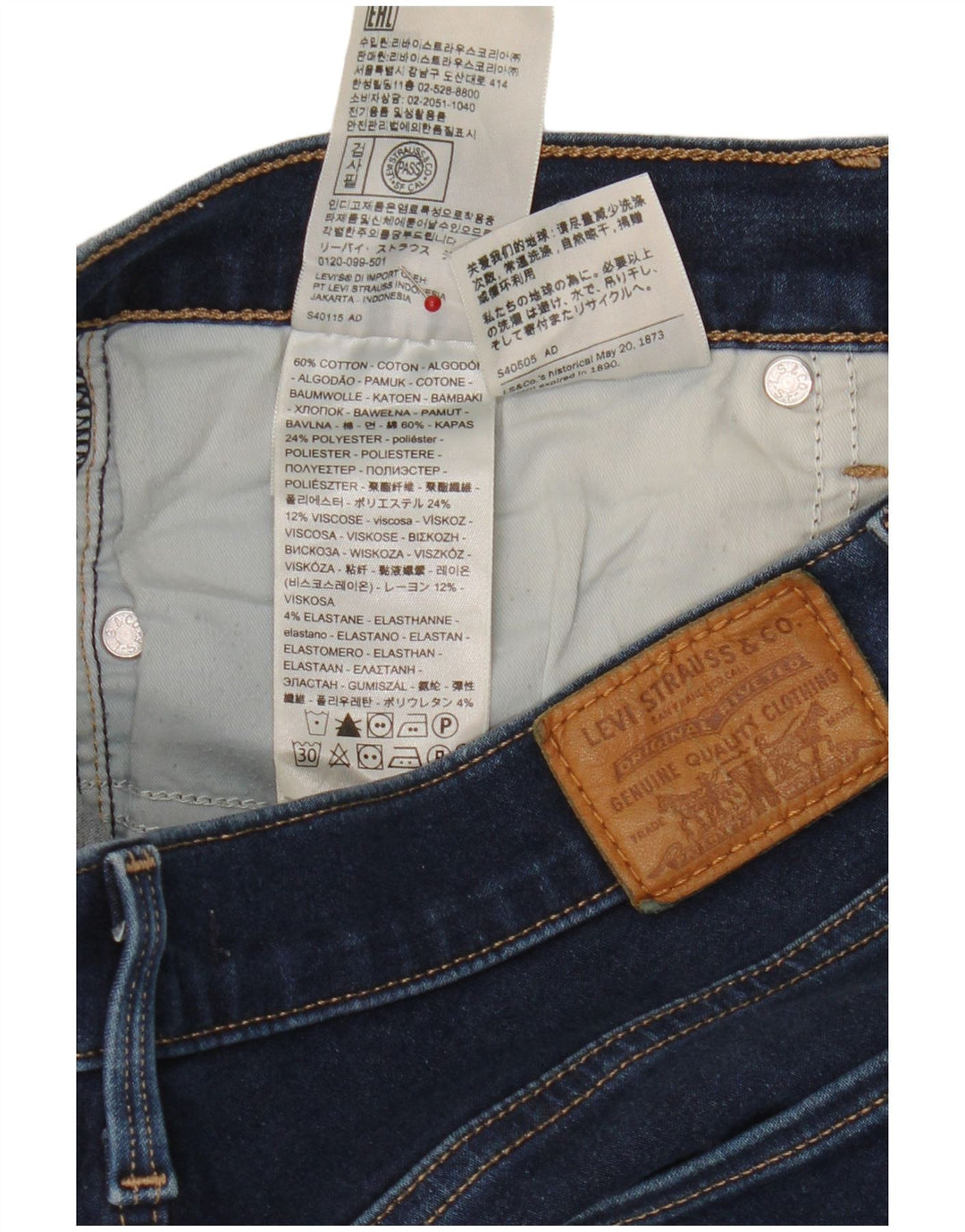 Damskie jeansy Capri Levi's W30 L21 Niebieskie bawełniane