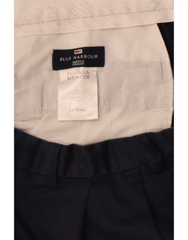 Niebieskie spodnie garniturowe męskie Marks & Spencer Harbour Pegged W38 L31 granatowe