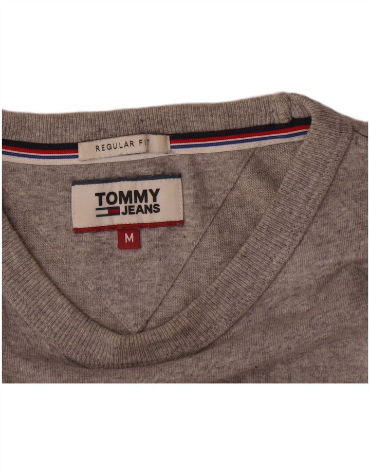 Męski top Tommy Hilfiger o regularnym kroju z grafiką, z długim rękawem, średnio szary, nakrapiany