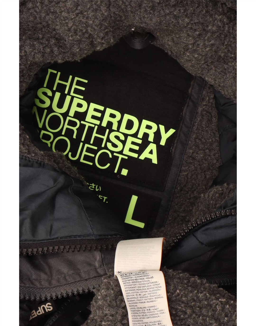 Męska kurtka wiatrówka z kapturem Superdry UK 40, duże granatowe logo