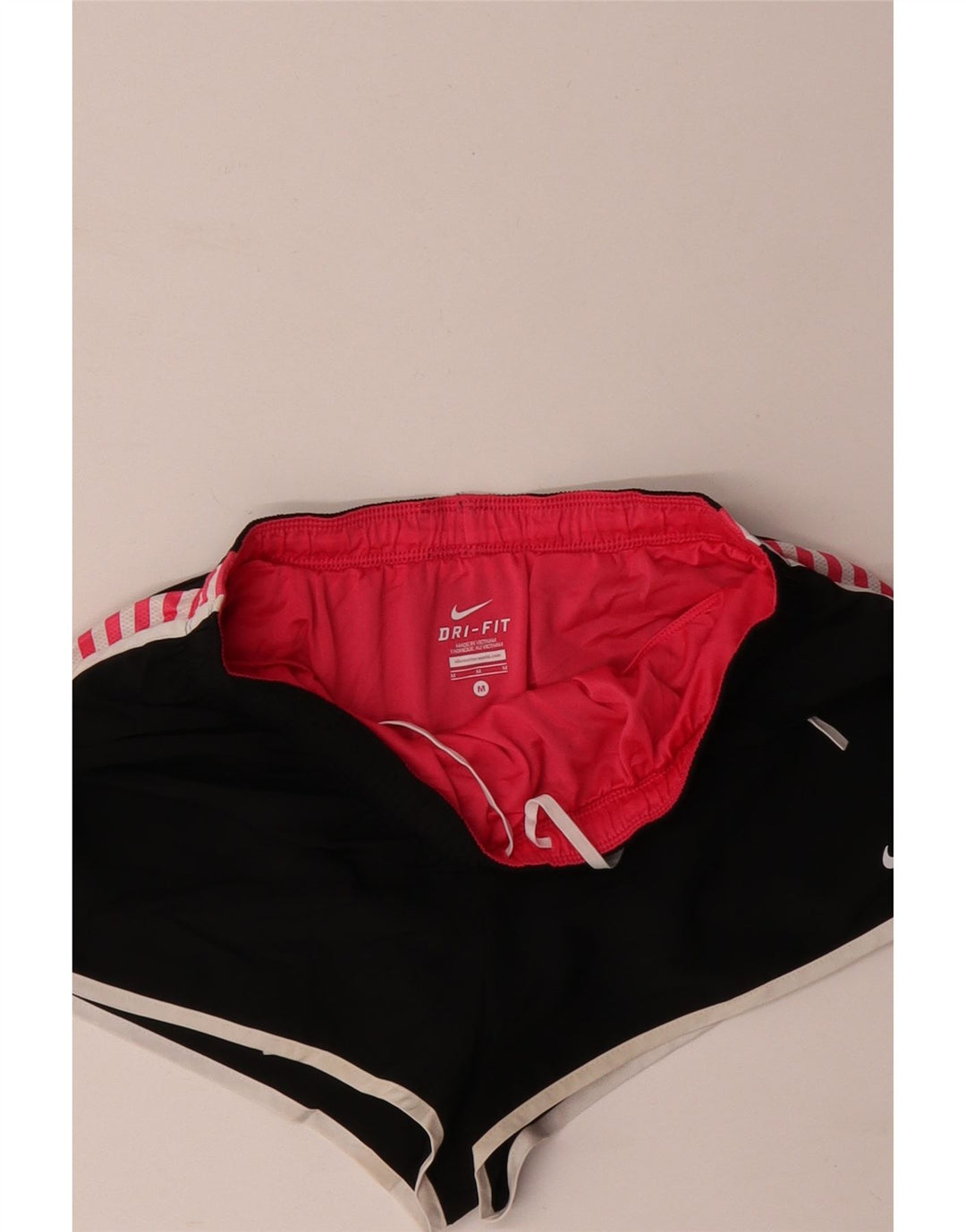 Damskie spodenki sportowe NIKE Dri Fit UK 12, poliester w średnie czarne paski